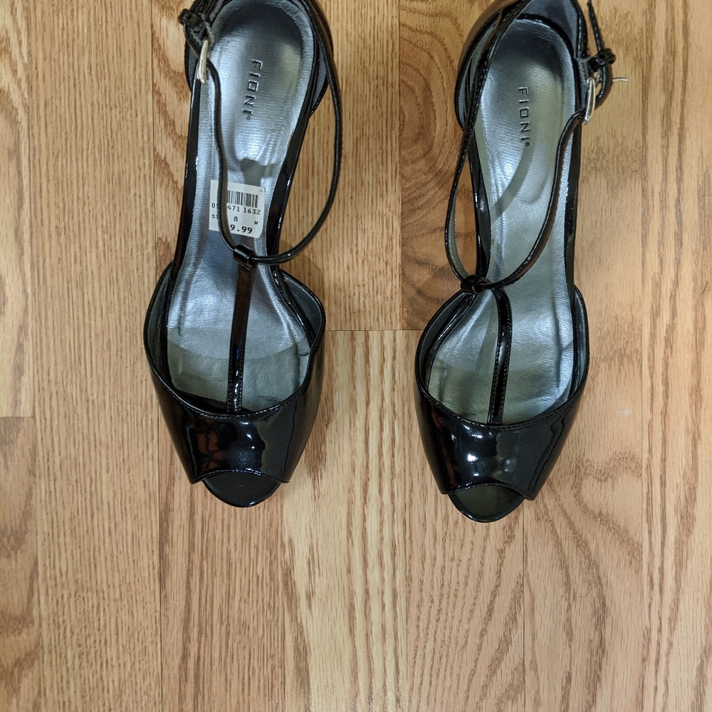 3 for $30 FIONI open toe shoes